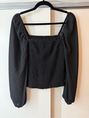 Abercrombie & Fitch top